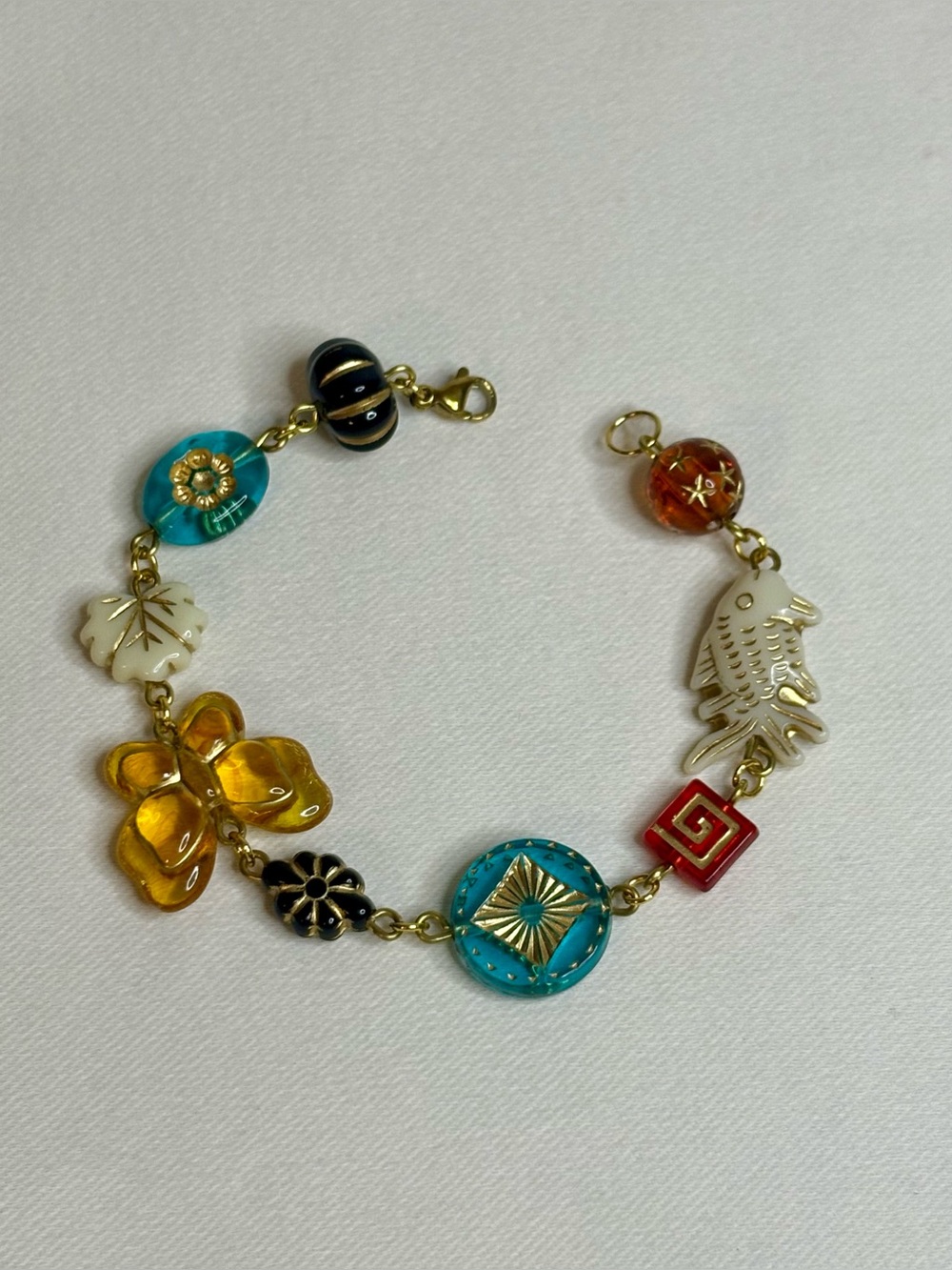 Handmade Vintage Style Gold/Multicolor Beaded Bracelet